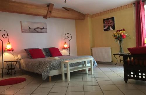 Saint-Caprais de Blaye Bed & Breakfast | La Closerie du Chêne Bleu