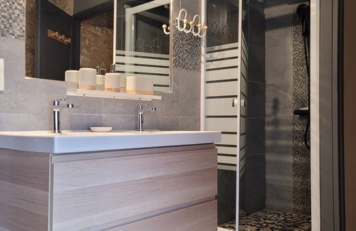 Sourzac House | La Colline Truffière