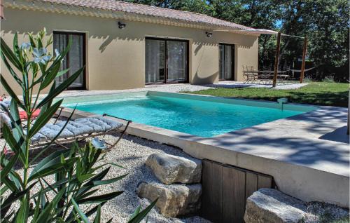 Grignan House | La Comtesse