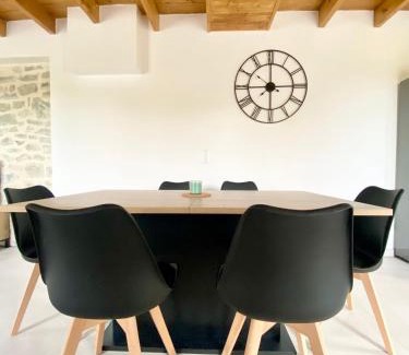 L'Epine House | LA Conciergerie 05 - Gîte de la coopérative - Superbe Maison à L Epine - Wifi - 4 à 6 personne