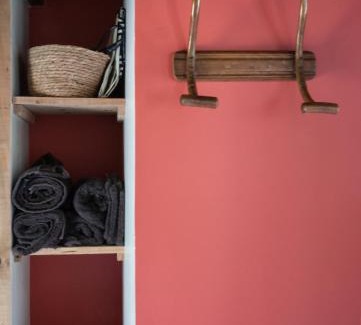 Drucourt House | La Contrebasse