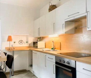 Sainte-Anne - Faubourg Noyon Apartment | La ContrEscarpe - 4 couchages - Cour PRiVÉE - Secteur GARE CENTRE