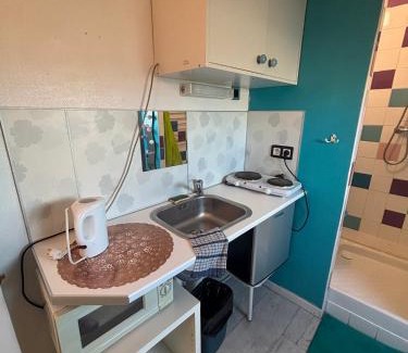 Sainte-Anne - Faubourg Noyon Apartment | La ContrEscarpe - Studios de DEPANNAGE - Secteur GARE CENTRE