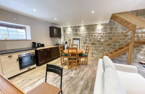 Chenereilles House | La Coquette du Bois - Wifi, Cosy, Familial, Calme, Bord de forêt