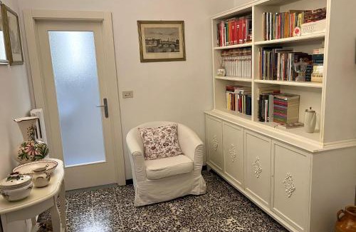 Careggi Rifredi Apartment | La Corte Apartment