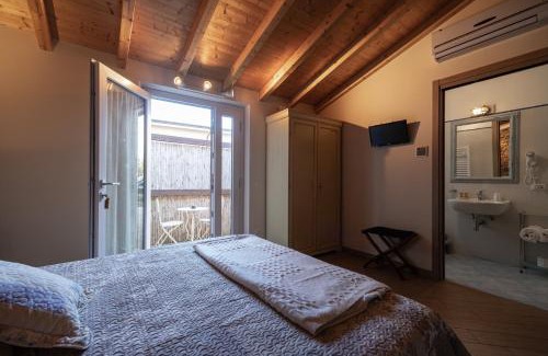 Torre del Lago Puccini Bed & Breakfast | La corte dei tre