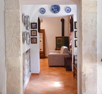 Sulmona House | La Corte dell'Annunziata - Casa in centro con giardino