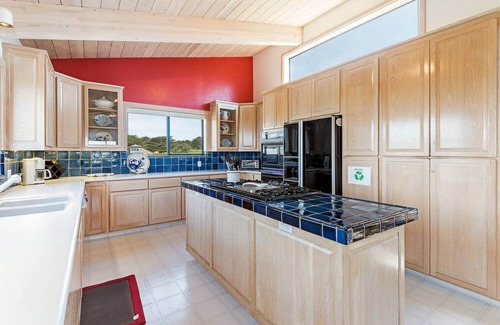 Sea Ranch House | La Costiera | Ocean & Bluff Views w/Hot Tub