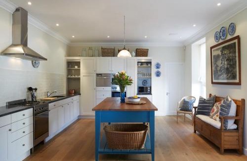 Franschhoek Villa | La Cotte House