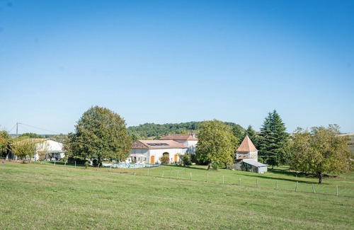 Yviers House | La Cour a charming 2 bed property