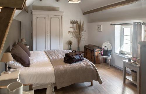 Mosles Bed & Breakfast | La Cour Souveraine - Chambre d'hôtes Le Cap