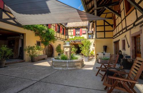Saint-Hippolyte Bed & Breakfast | La Cour St-Fulrad - Les Suites