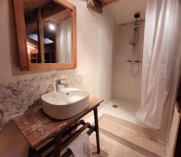 Parthenay Bed & Breakfast | La Cressonnière