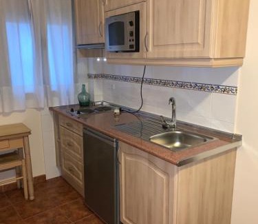 Zuheros Apartment | La Cueva