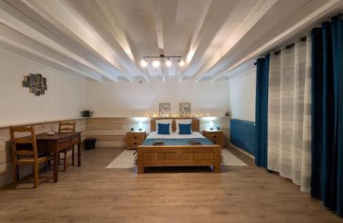 Dompierre-sur-Veyle Apartment | La dépendance de la Ferme Blanche