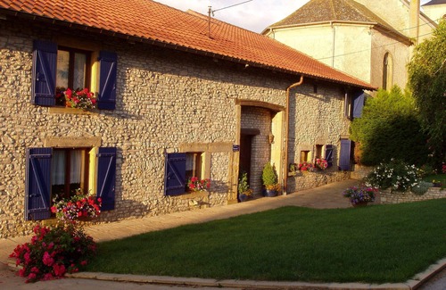 Berig-Vintrange House | LA DAME BLANCHE awaits you. The open view over the countryside will surprise you.