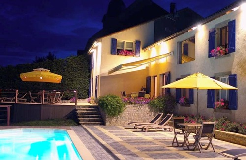 Berig-Vintrange House | LA DAME BLANCHE awaits you. The open view over the countryside will surprise you.