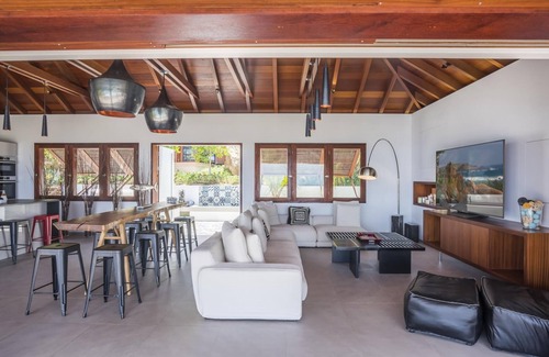 Devet Villa | La Danse du Soleil in Deve by Personal Villas - Lovely Charming Paradise