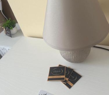 Foggia Bed & Breakfast | La Dea bendata