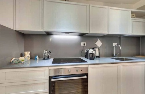 Gavinana House | La Delizia, house with garden and private parking. Florence