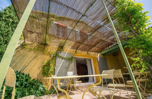 Colonzelle House | La Demeure de Cybèle | Gîte 10 pers. Drôme Provençale | Swimming pool & play area