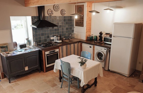 Saint-Seurin-de-Prats House | La Demoiselle