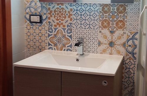 Castel San Lorenzo House | La Dimona dei Nonni - Sweet holiday home