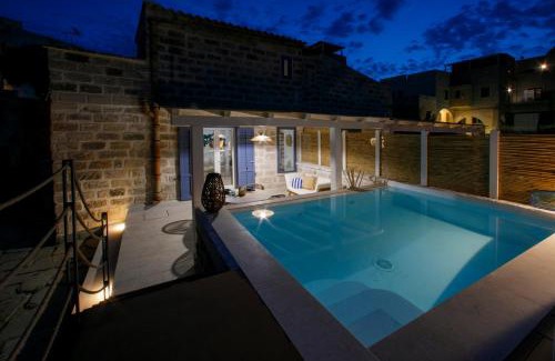 Quartiere XXIV Don Bosco Villa | La Dimora del Sale - Ville con piscina