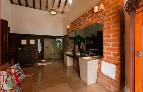 Venecia Hotel | La Divisa