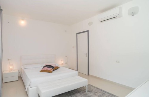 Santa Reparata House | La Dolce Vita by Interhome