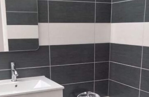 Dufau-Tourasse Apartment | La Dolce Vita Studio Cosy Avec Balcon Wifi Fibre