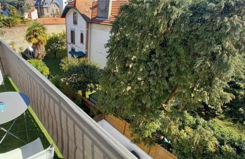 Dufau-Tourasse Apartment | La Dolce Vita Studio Cosy Avec Balcon Wifi Fibre