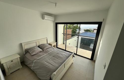 Carosse House | LA DOUBLE