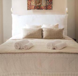 Croix Apartment | La Douce Lille Croix Spa Privatif by Moment Parenthèse