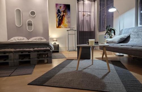 Chatellerault Apartment | La Duchesse de Bourbon