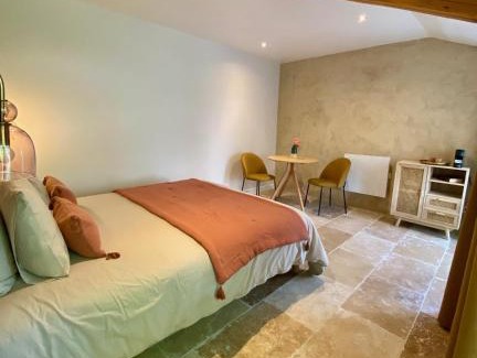 Boissy-le-Sec Bed & Breakfast | La Félicité