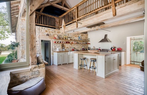 Puylagarde Villa | La Felicite - Eight Bedroom Villa, Sleeps 18