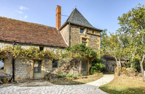 Puylagarde Villa | La Felicite - Eight Bedroom Villa, Sleeps 18