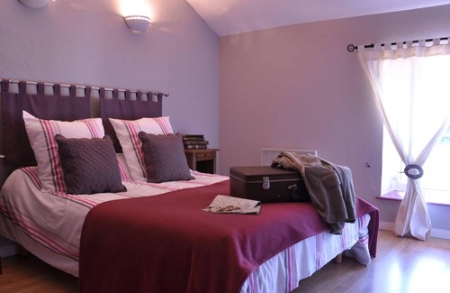 Ambierle House | La ferme aux Abeilles