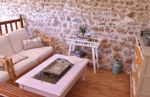 Ambierle House | La ferme aux Abeilles