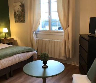 Saint-Maur Bed & Breakfast | LA FERME D'AIGUROLLES