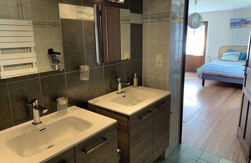 Saillenard Bed & Breakfast | La Ferme d'Aristide