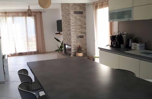 Belley Bed & Breakfast | La Ferme de Coron