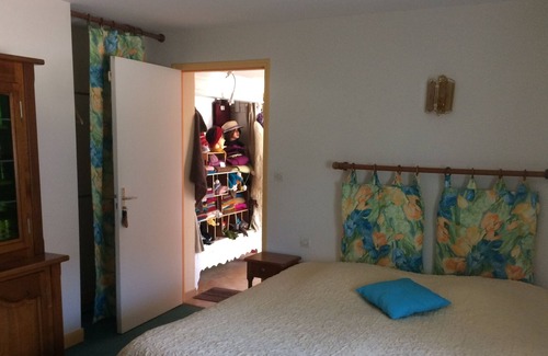 Thoury House | La Ferme de la Maugerie