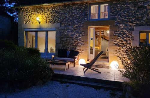 Couze-et-Saint-Front House | La Ferme du Peytavit - Stunning 3 Bed-Stone Barn