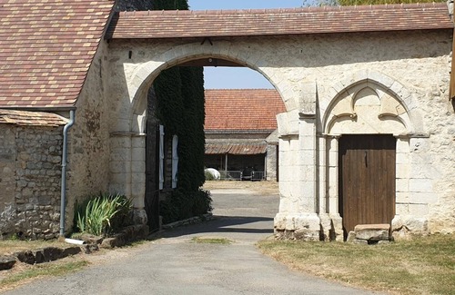 Etrechy House | La ferme du Touchet 1
