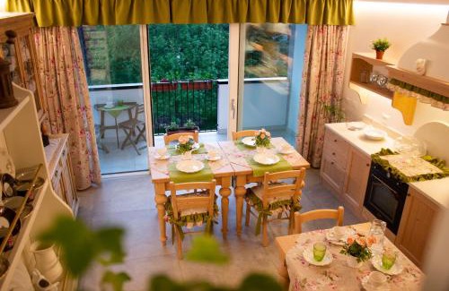 Cavedine Bed & Breakfast | La Finestra sul Giardino - B&B