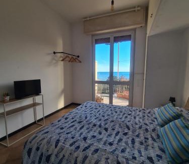 Albissola Marina House | La finestra sul Mare