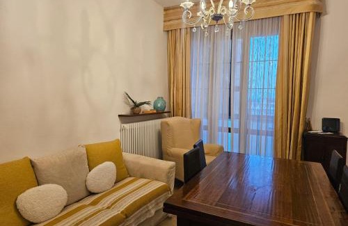 San Mariano Apartment | La Finestra Sul Porto by Holiday World