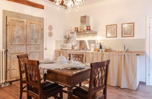 Laterina Apartment | LA FINESTRA SUL TRAMONTO Dimora Storica